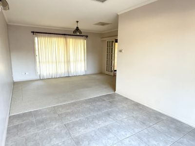 24 Brooks Crescent, Darlington Point