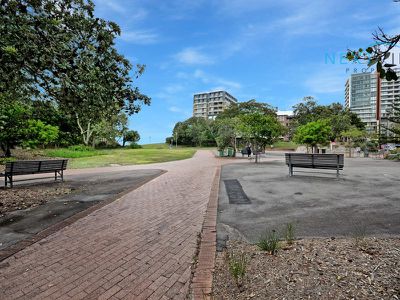 2 / 4 Pacific Street, Newcastle