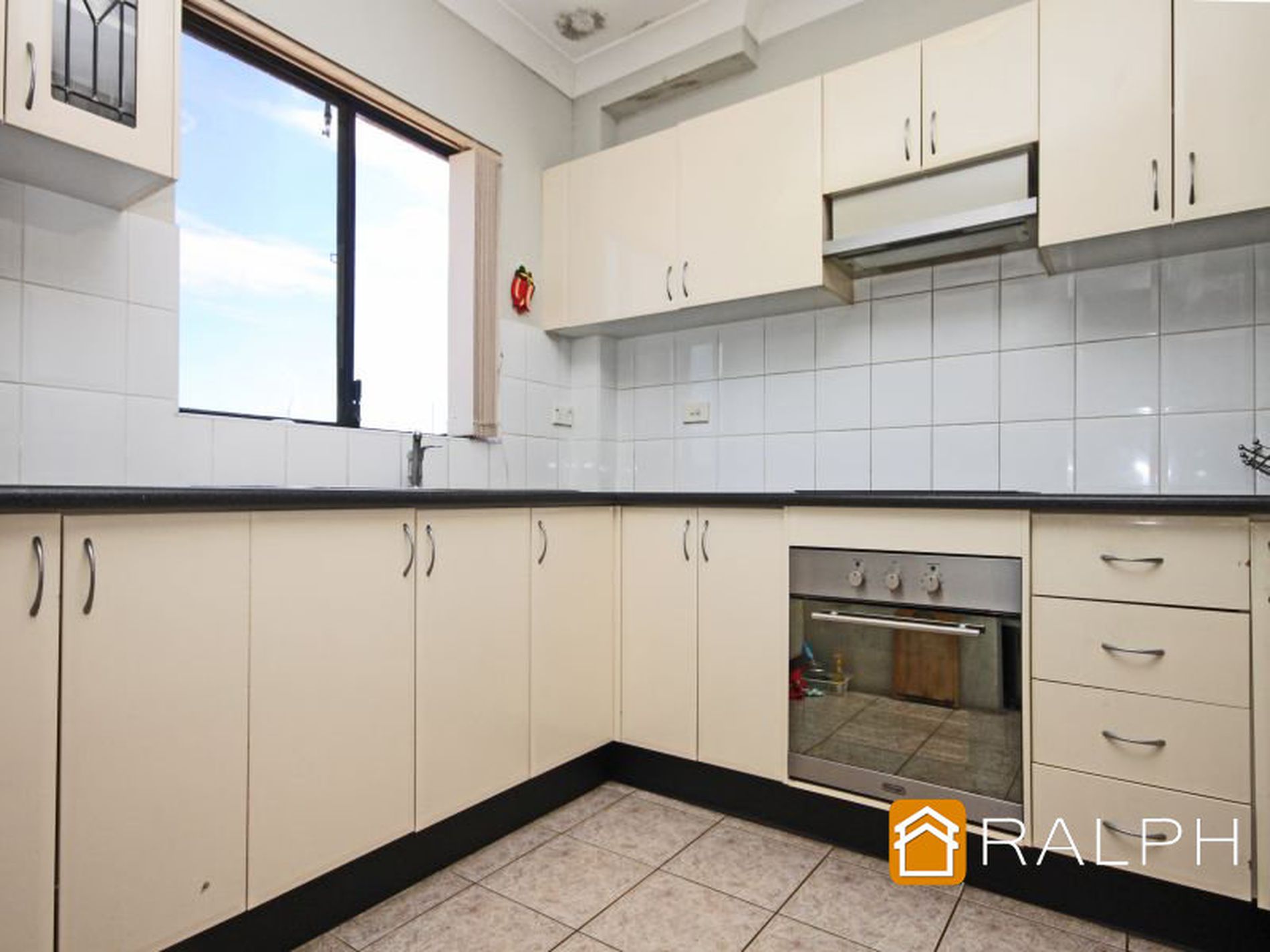 11 / 184-186 Haldon Street, Lakemba