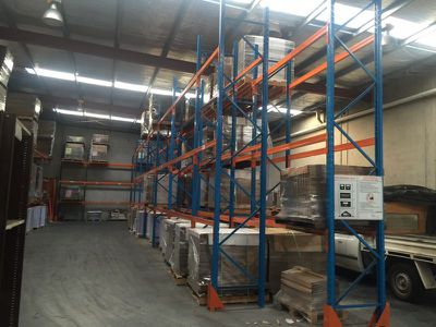 2 / 8 Third Avenue, Sunshine