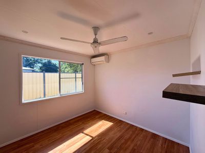 71 Beardmore Crescent, Dysart