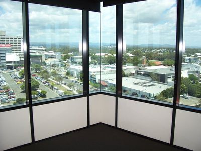 30910 / 27 Garden Street, Southport