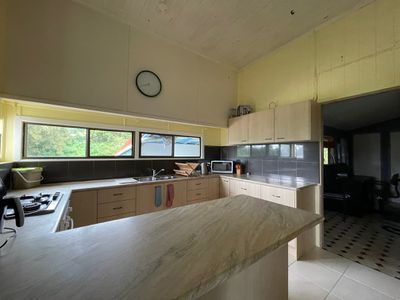 36 Francis Avenue, Booral