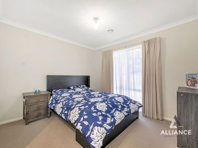 11 Mittagong Rise, Craigieburn