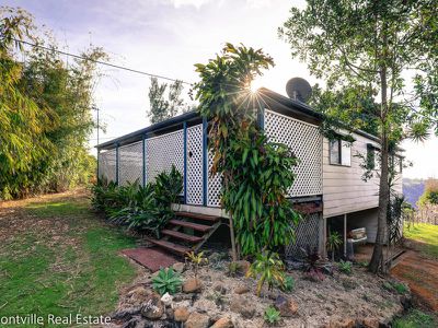 47 Main Street, Montville