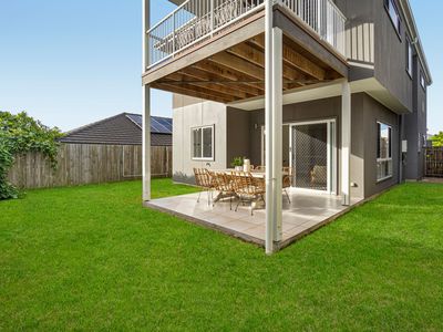 15 Santiago Crescent, Spring Mountain