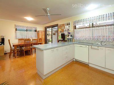 31 ROADSHOW DRIVE, Wodonga