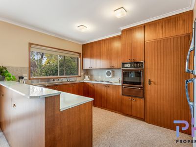 140-142 McIvor Road, Strathdale