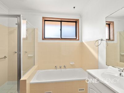 2 / 5 Campbell Place, Nowra