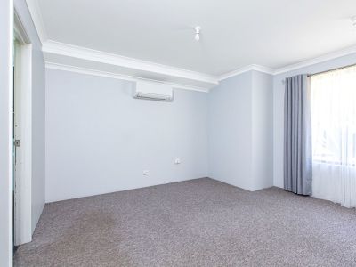 64 Mosedale Avenue, Usher