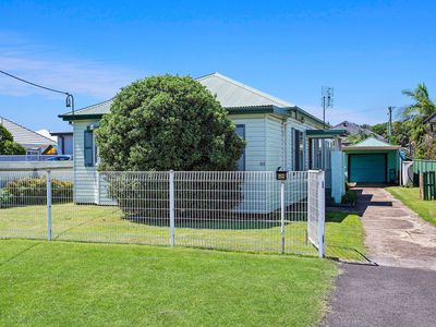 69 Kurrajong Street, Windang