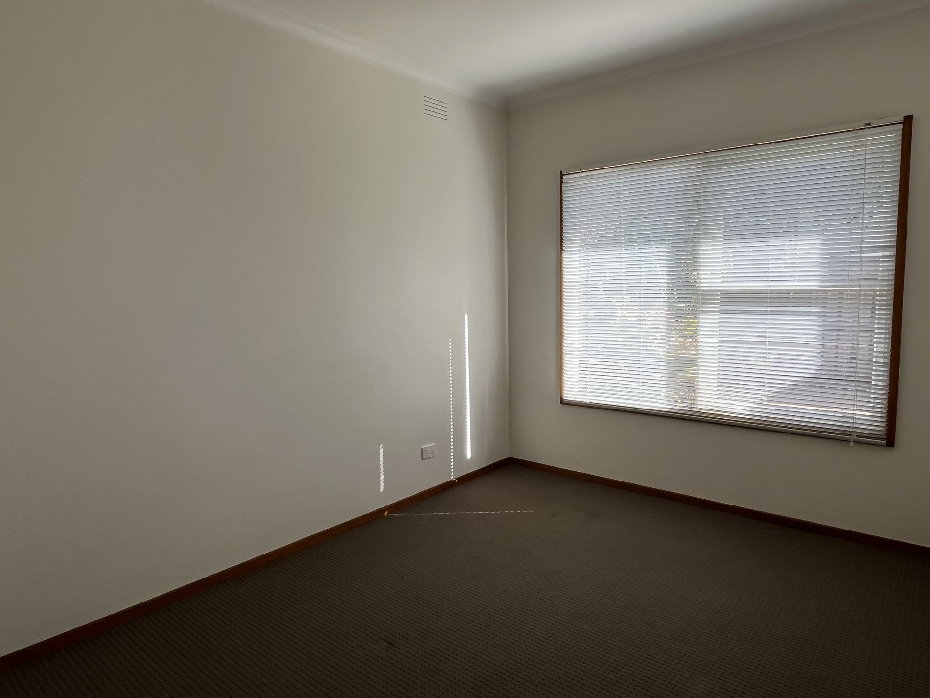 4 / 92 Aphrasia Street, Newtown