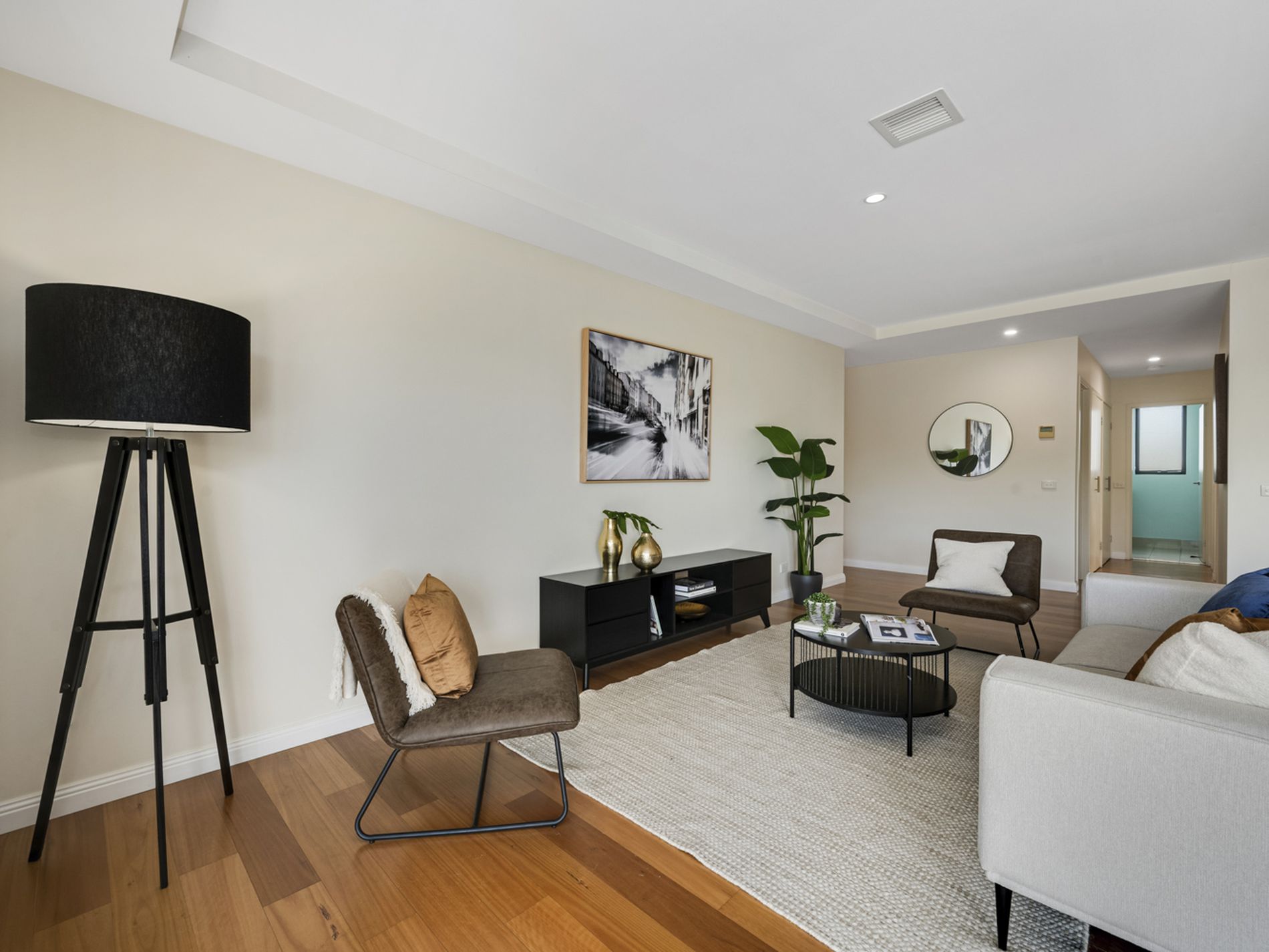 135 / 54 Printers Way, Kingston