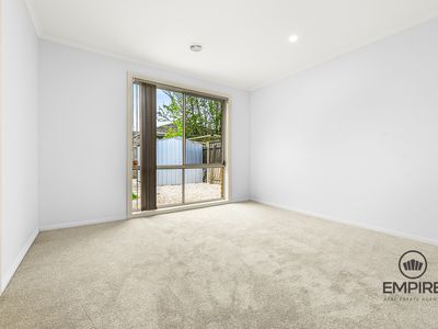 18 Hayes Court, Pakenham