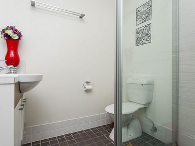 51 / 2-10 Cascade Drive, Underwood