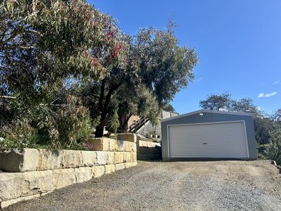 9 Ocean Grove, Carlton