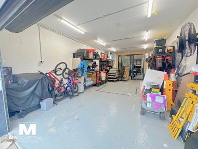 Rear / 417 Burwood Road, Belmore