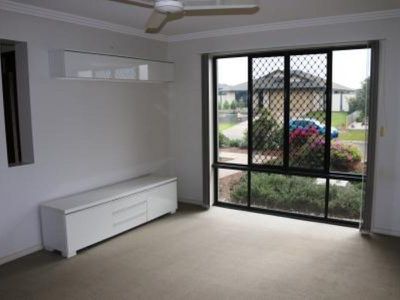 17 Rochester Court, Urraween