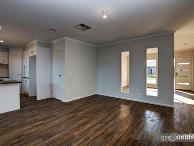 3 Wirth Court, Horsham