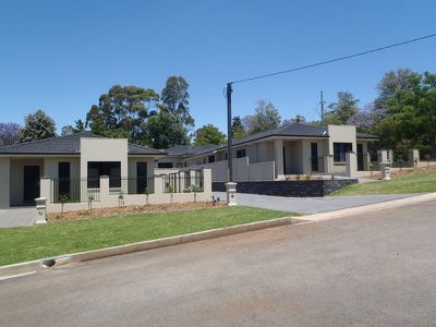 'The Avenue' / 32A Stonehaven Avenue, Dubbo