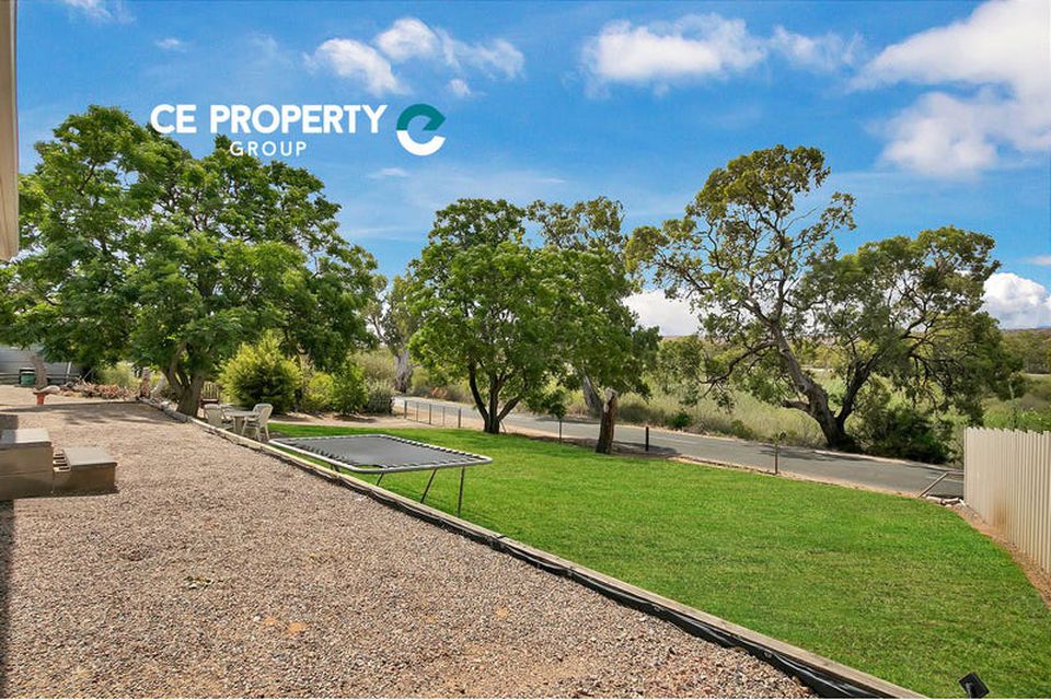 1602 East Front Road, Younghusband CE Property Group