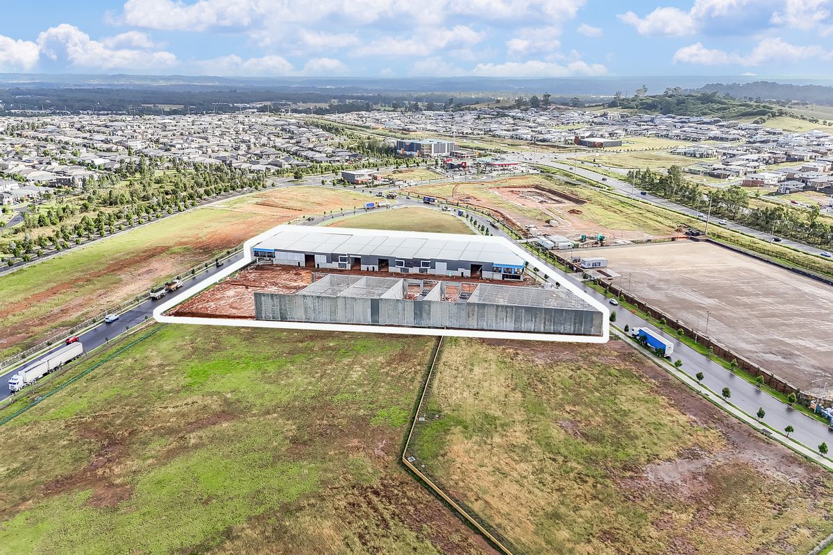2 / 30 Southwell Road, Oran Park