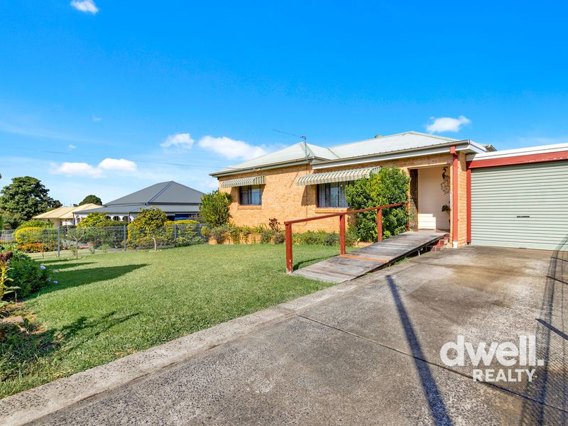 8 WILSON AVENUE, Nowra