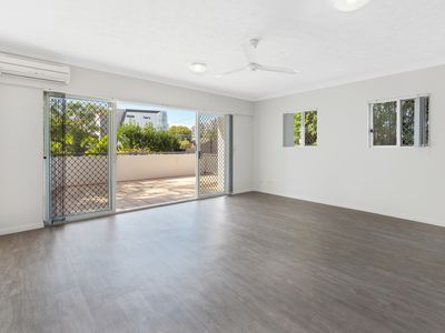 30-36 BURRA STREET, Surfers Paradise