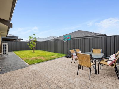 56 Hickman Drive, Piara Waters