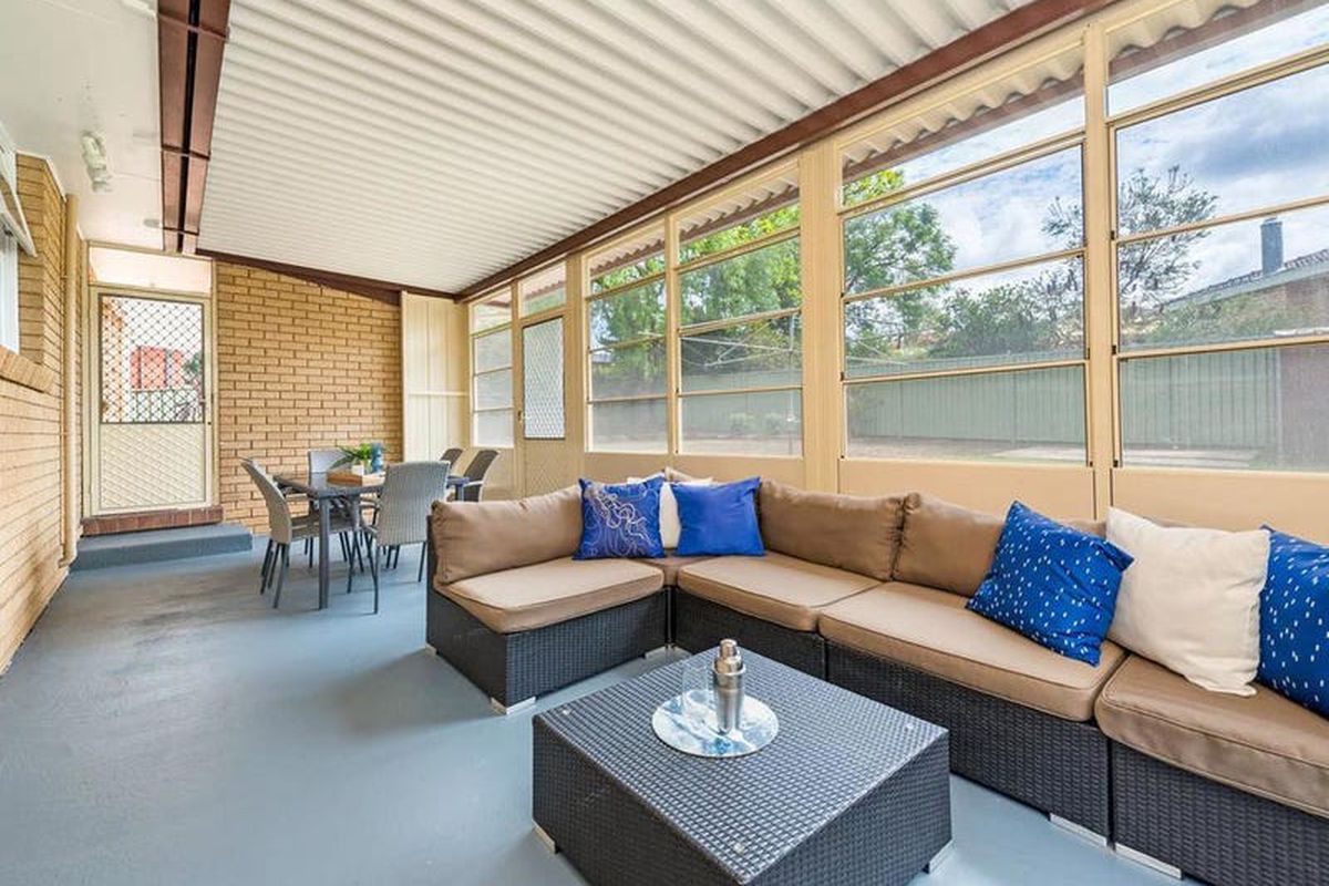 8 McDonald Street, North Rocks