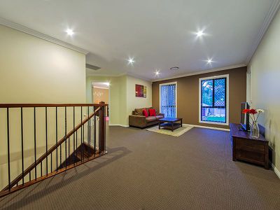 8 Foxwood Circuit, Wakerley