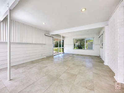 35 Eyre Crescent, San Remo