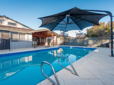 52 DEMPSTER ROAD, Karrinyup