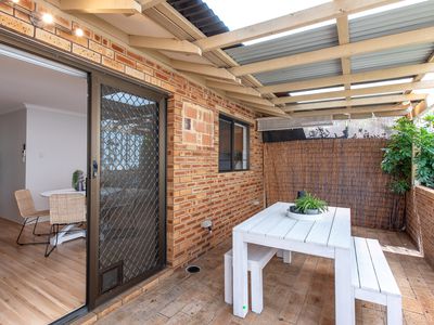 8/50 Ewen Street, Scarborough