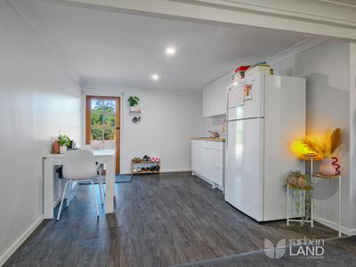 2 Harwoods Road, Walloon