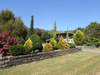14-16 Young Crescent, Tawonga South
