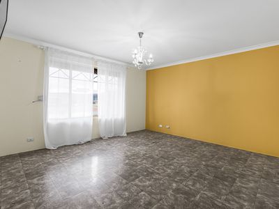 6 Tuscany Place, Caversham