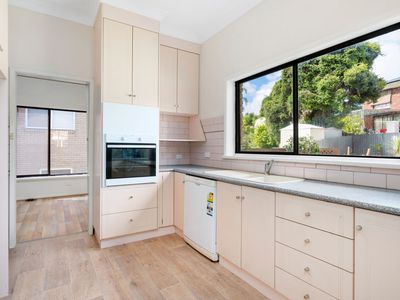 428 PARKVIEW CRESCENT, Lavington