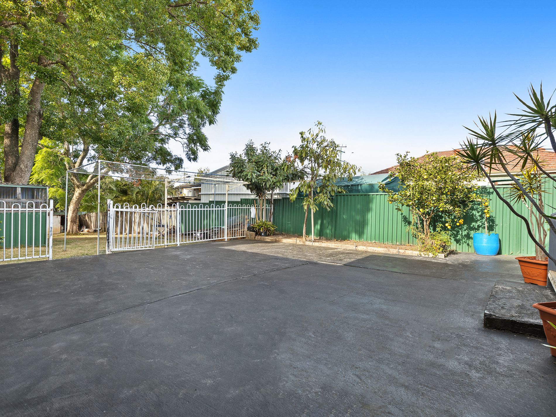 22 Bury Road, Guildford