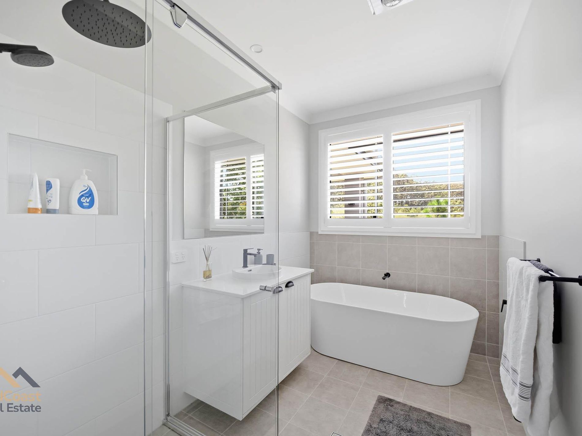 84 Coastal View Drive, Tallwoods Village