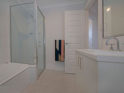 2 / 26 Osmetti Drive, Somerville