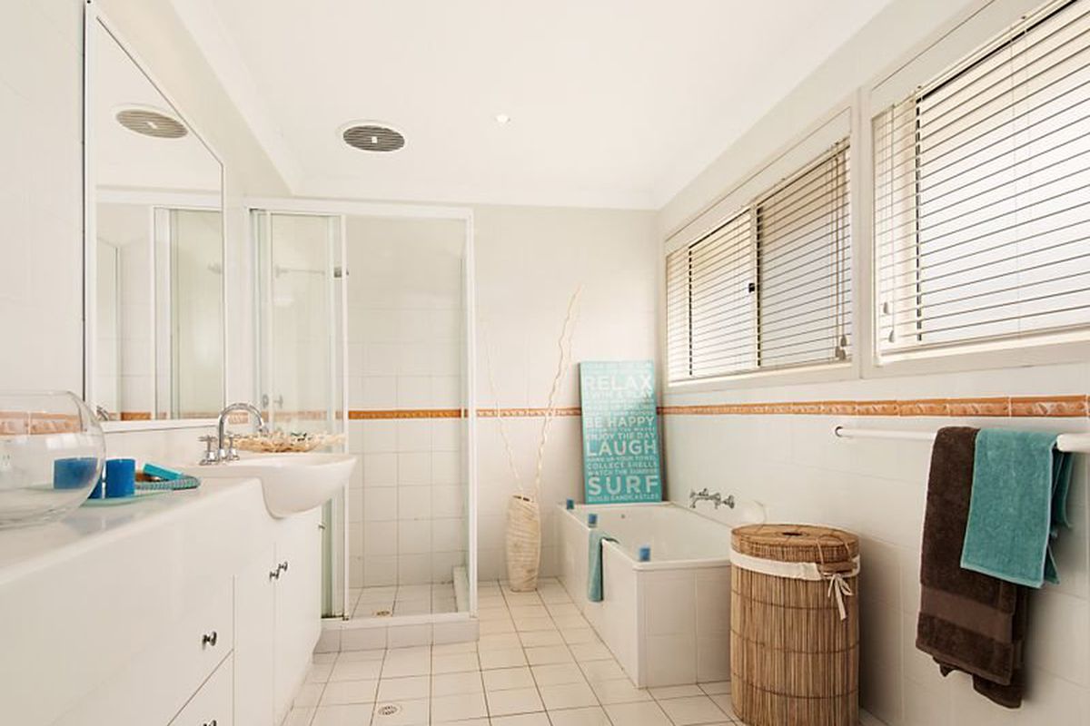 1 / 14 Elgata Avenue, North Avoca