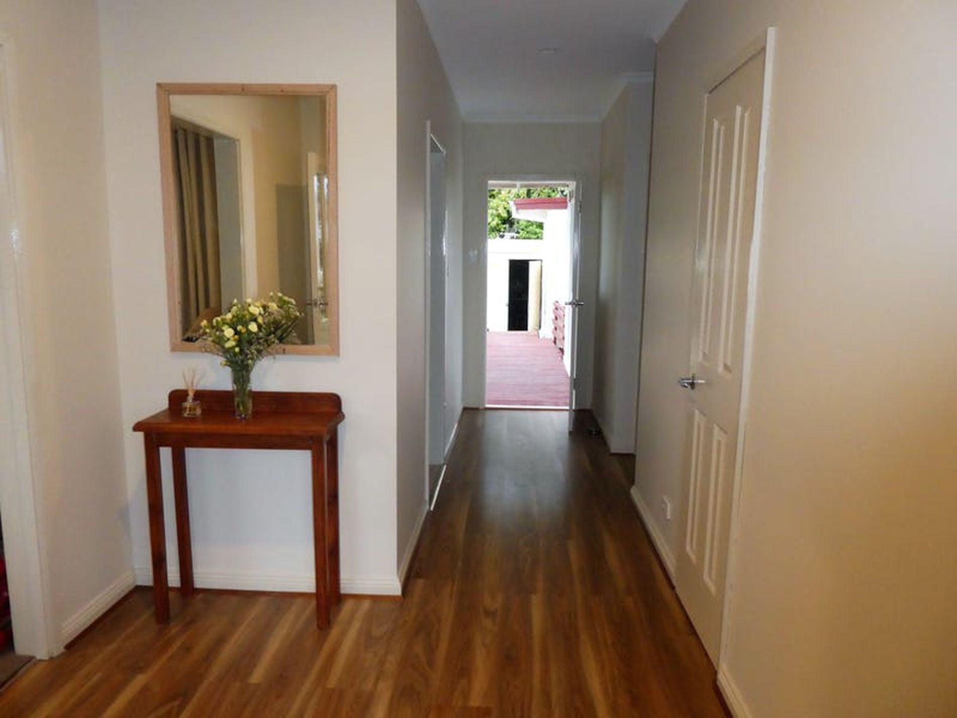 8 Sinclair Cres, Seymour