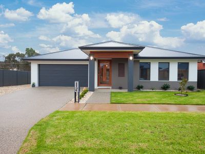 190 Forest Dr, Thurgoona