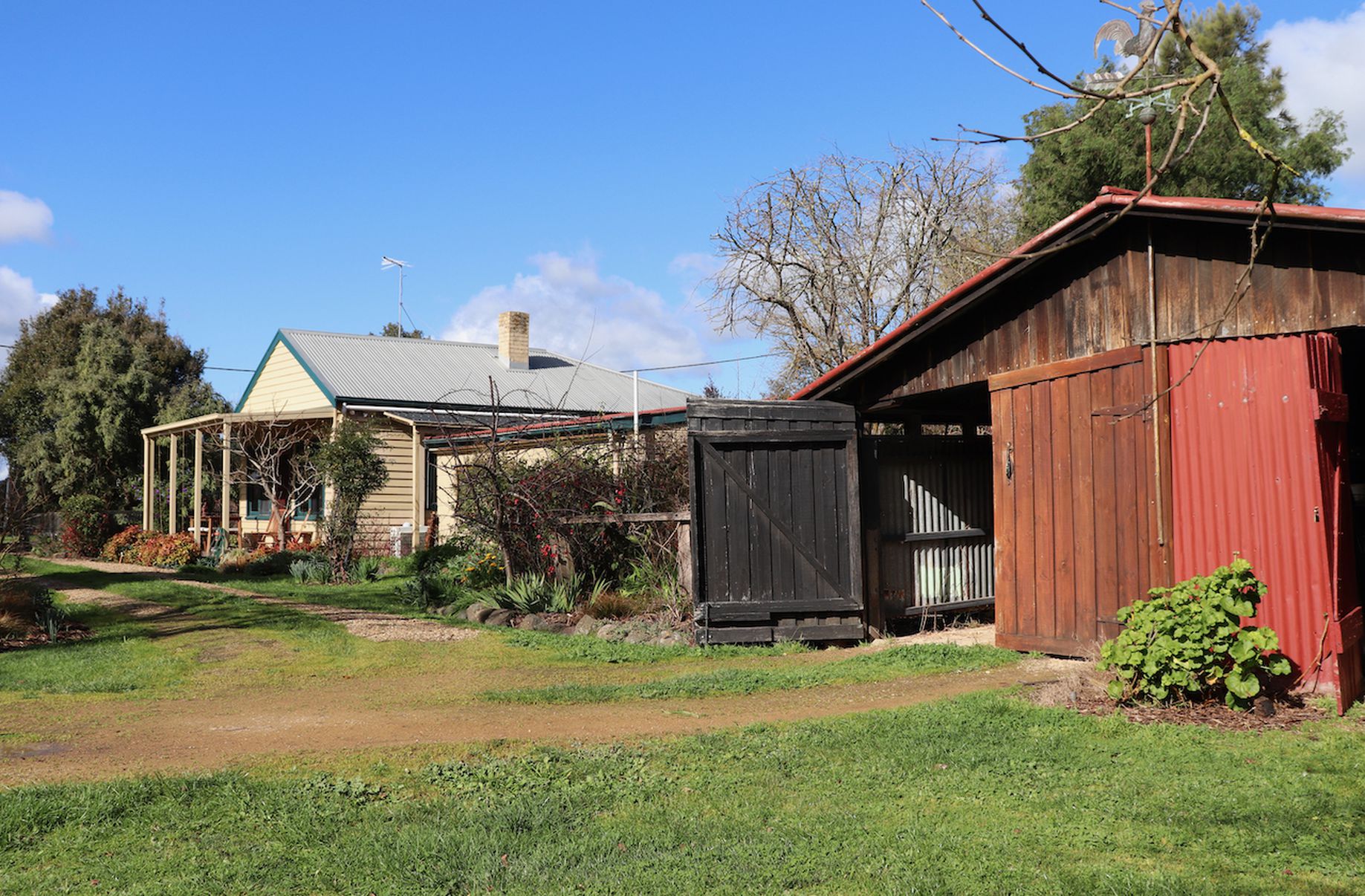 32 ENNIS STREET, Birregurra