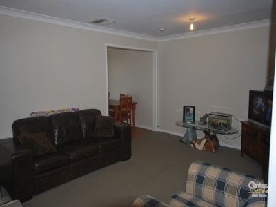 7 Parkland Place, Dubbo