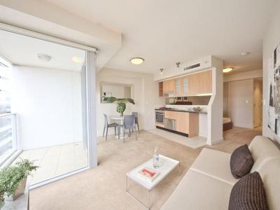 2303 / 77-81 Berry Street, North Sydney