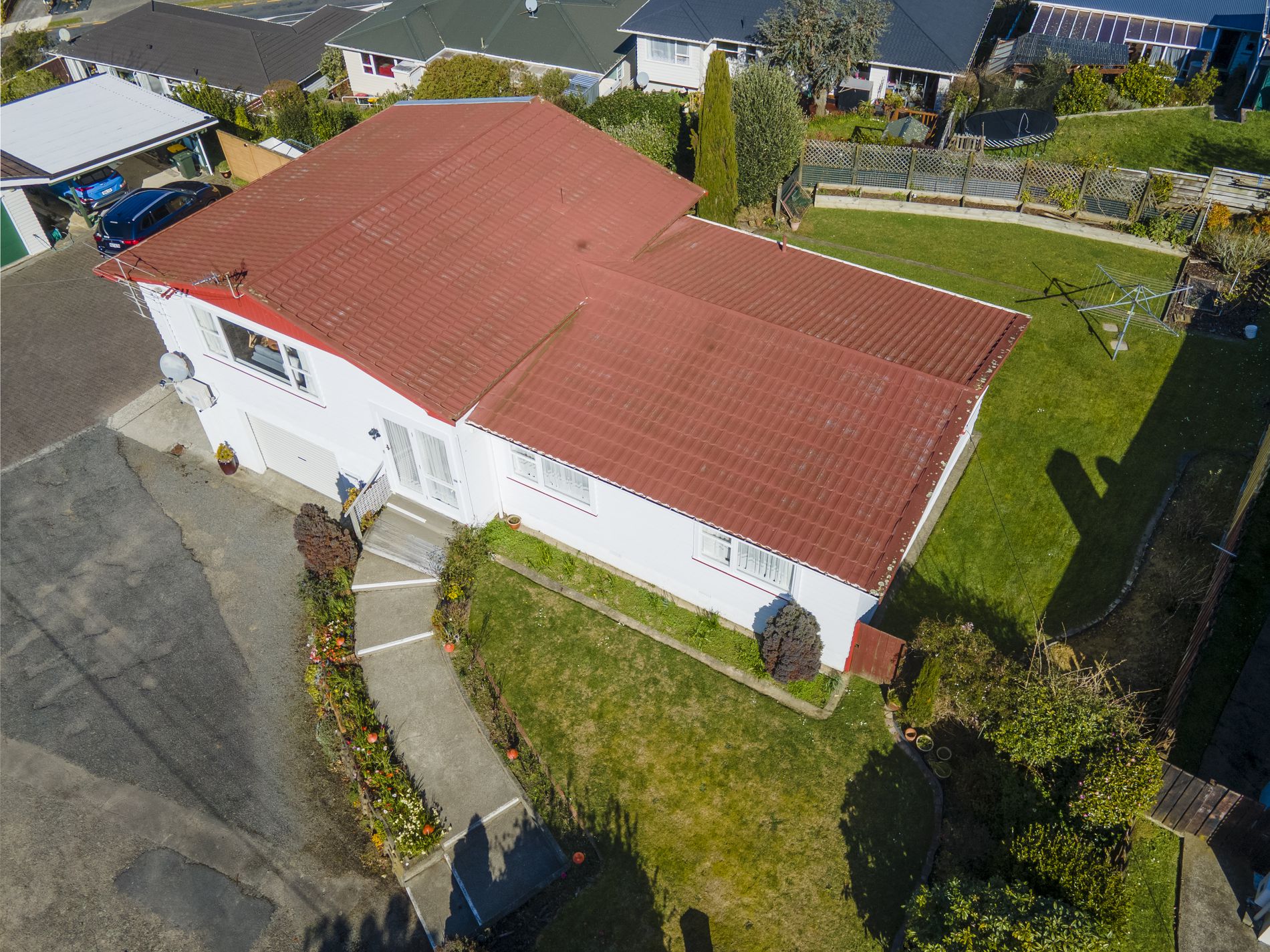 33A Saint Edmund Crescent, Tawa