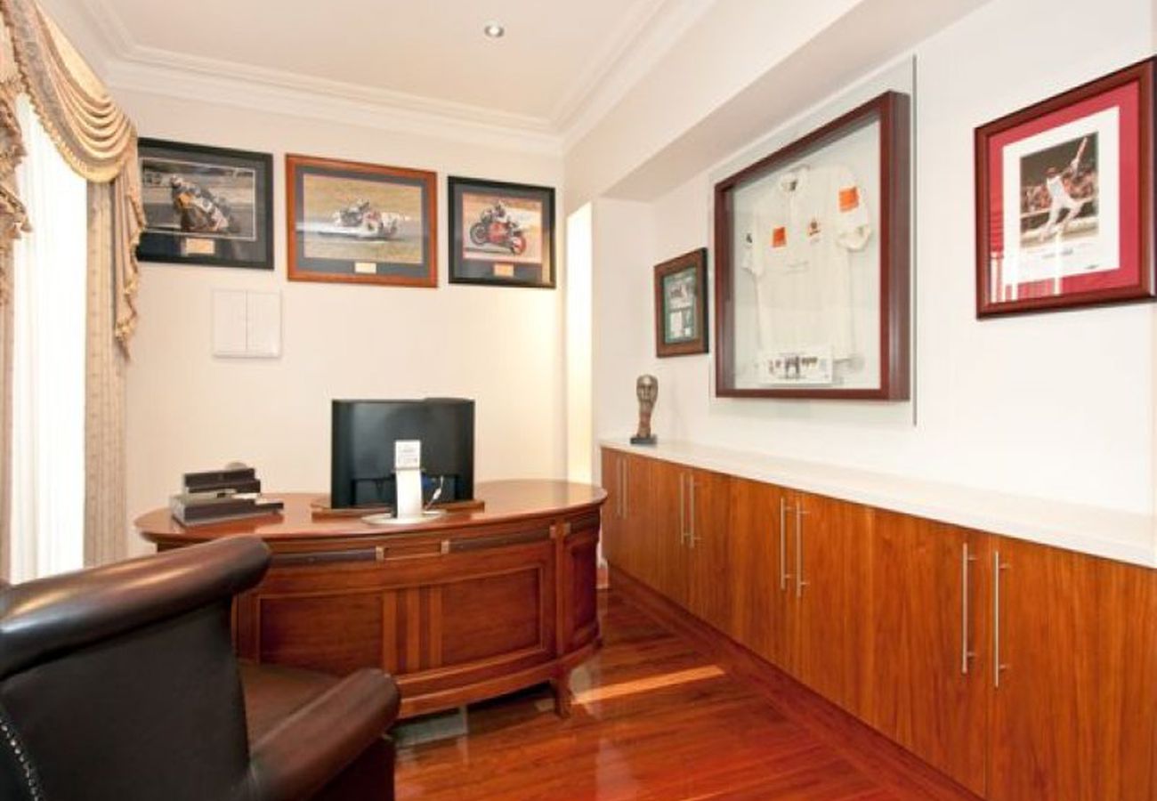 gallery