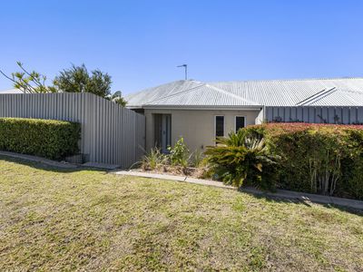 1 / 10 Furness Court, Kearneys Spring